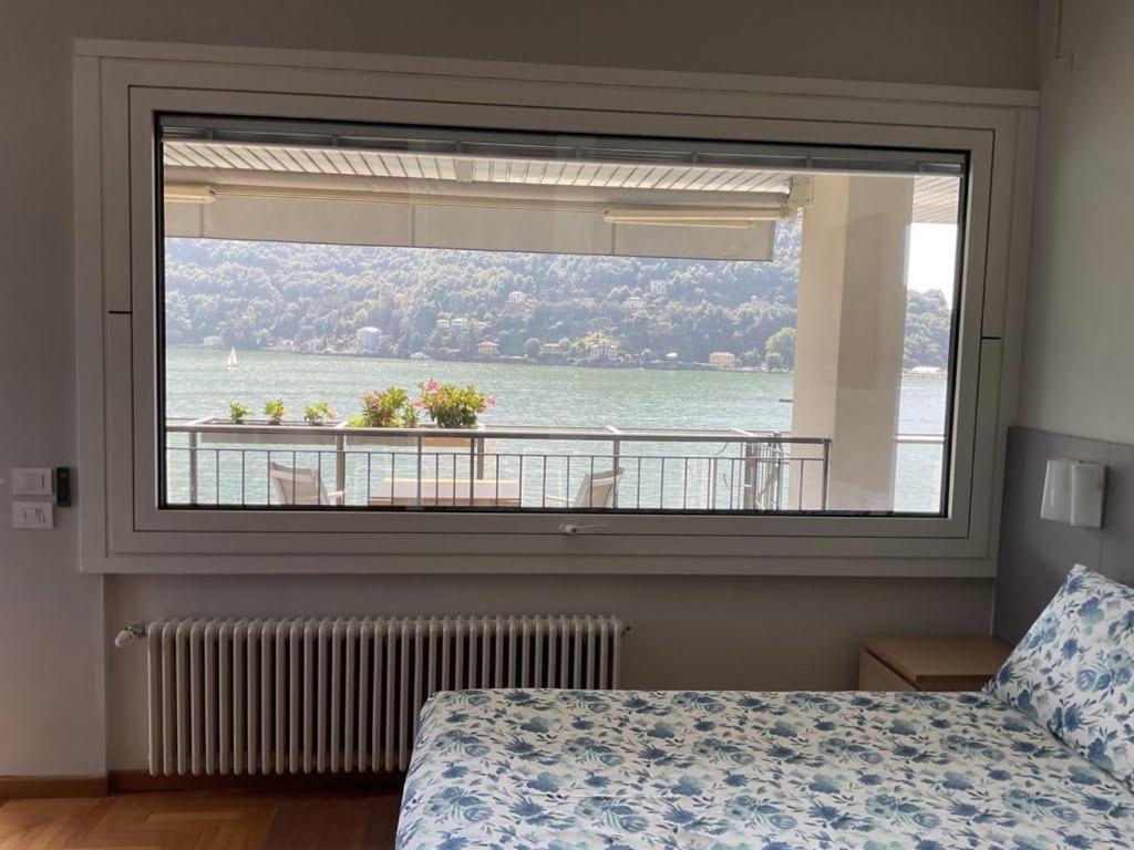 Lakeviewcabin - King Room With Balcony Como Luaran gambar